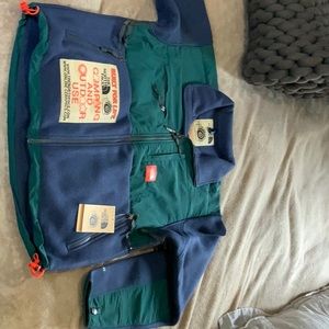 UNWORN North Face Online Ceramics Fleece - Size MED